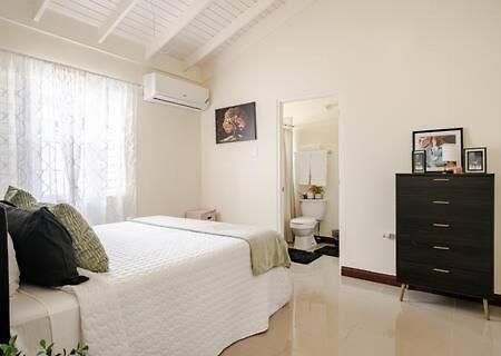 Bellarose At Colbeck ,Gated With Pool, Stylishly Modern Villa Old Harbour Bagian luar foto