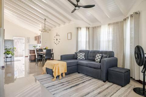 Bellarose At Colbeck ,Gated With Pool, Stylishly Modern Villa Old Harbour Bagian luar foto
